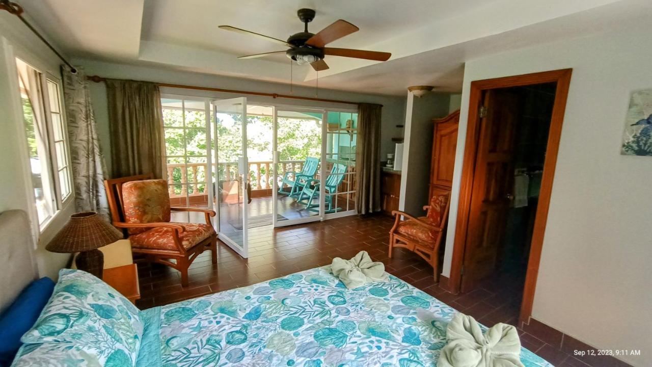 Villas At Gone Fishing Panama Resort โบกา ชิกา ภายนอก รูปภาพ
